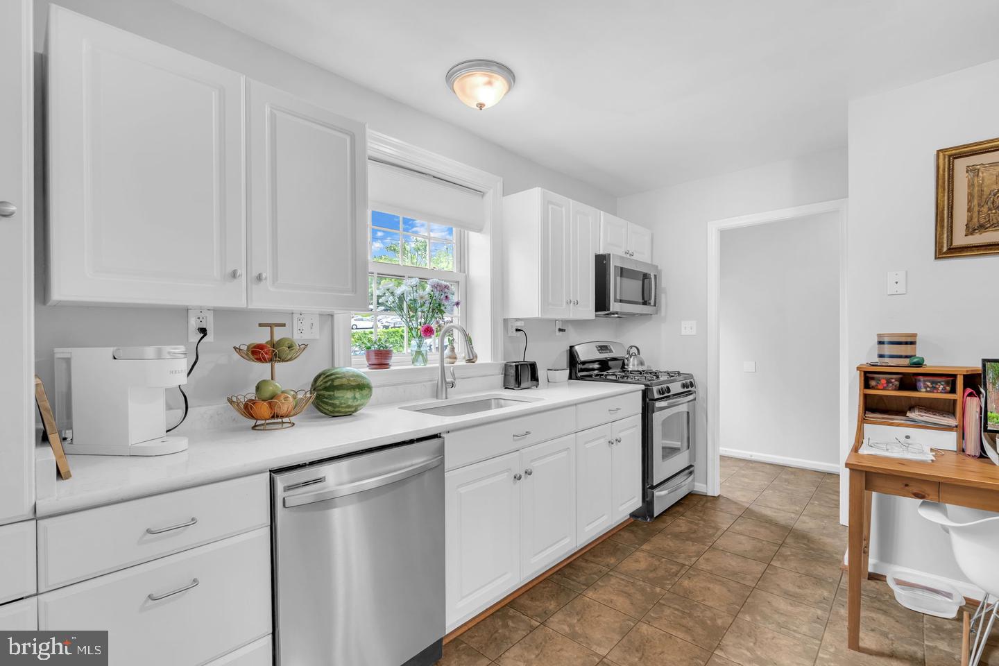3110 Landover St Property Photo 10