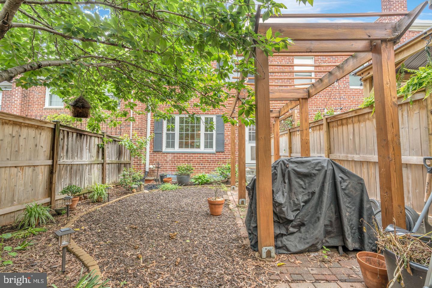 3110 Landover St Property Photo 29