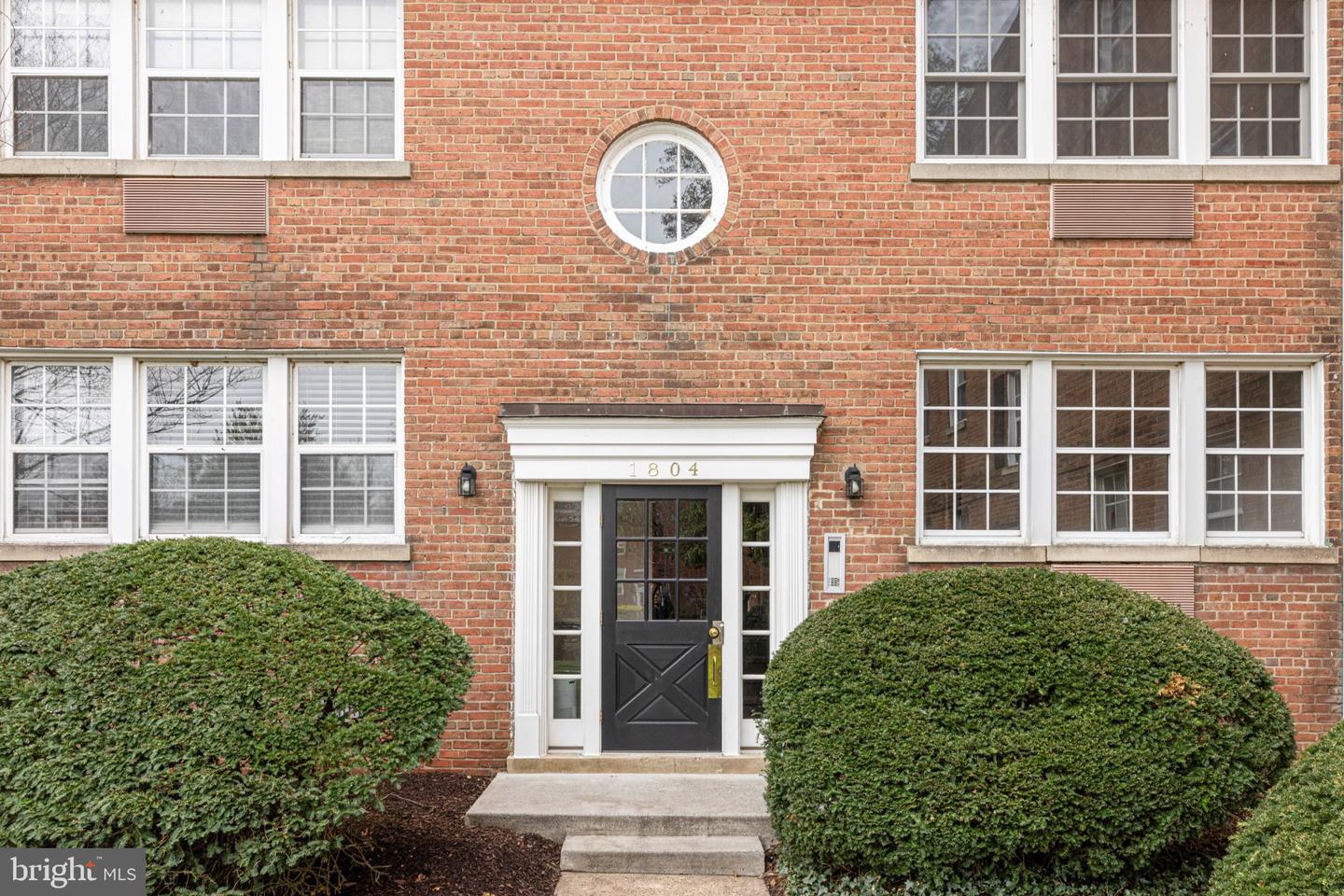1804 W Abingdon Dr #101 Property Photo 1