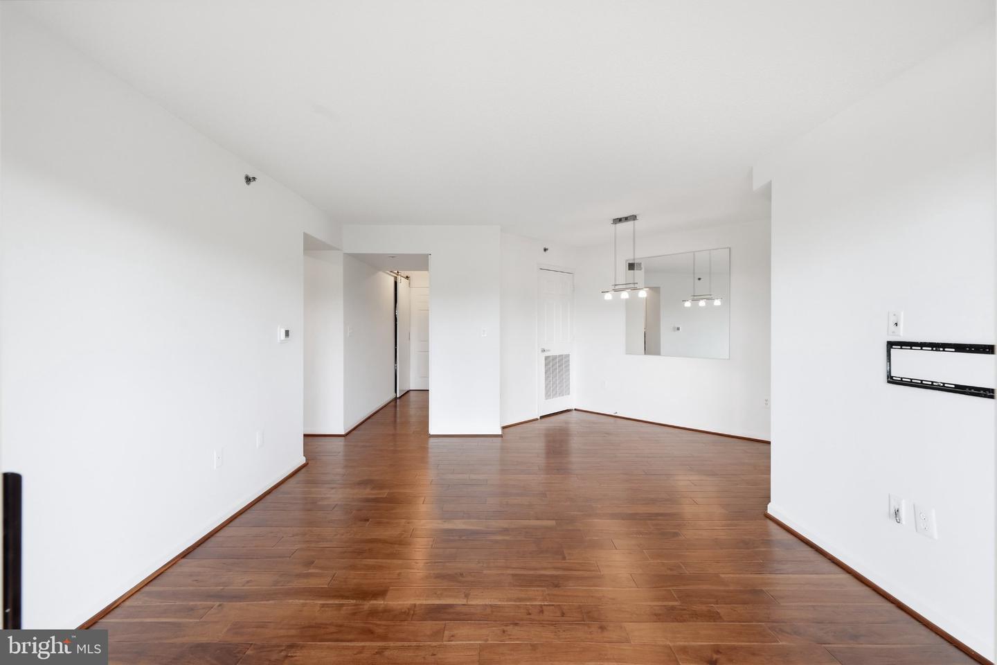 2121 Jamieson Ave #602 Property Photo 17
