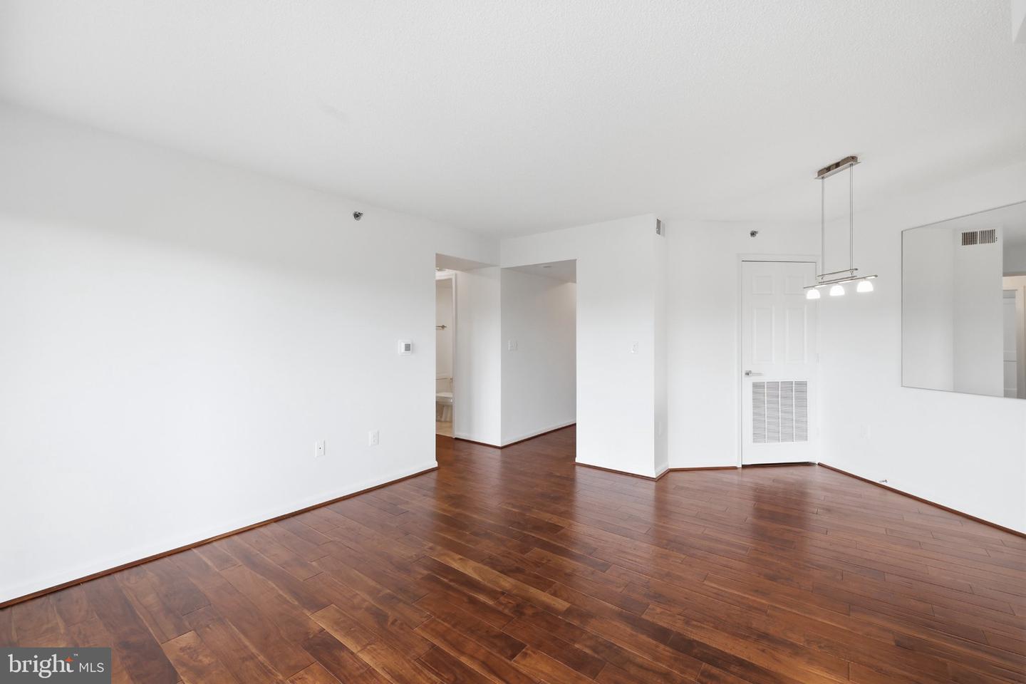 2121 Jamieson Ave #602 Property Photo 18