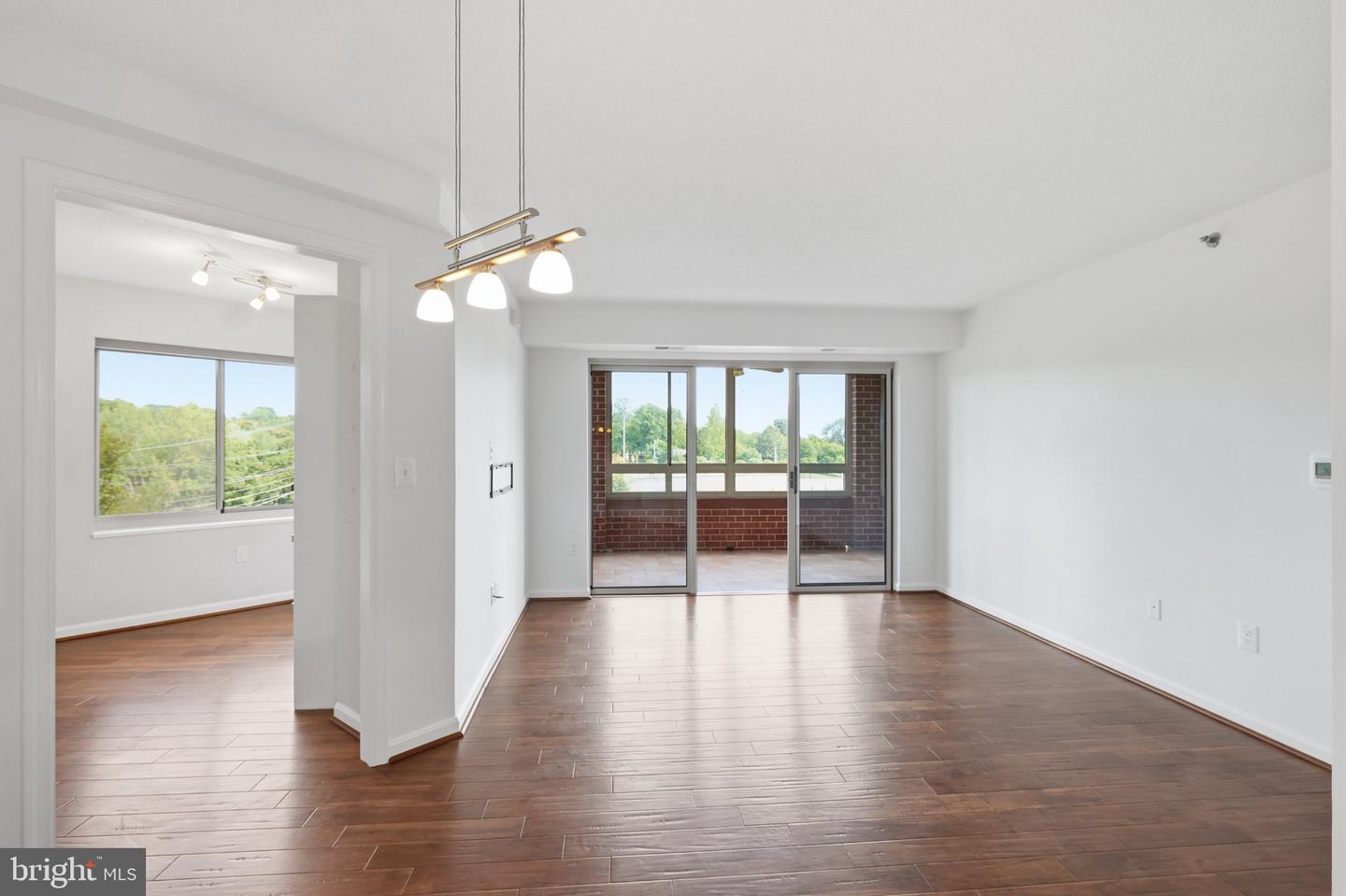 2121 Jamieson Ave #602 Property Photo 20