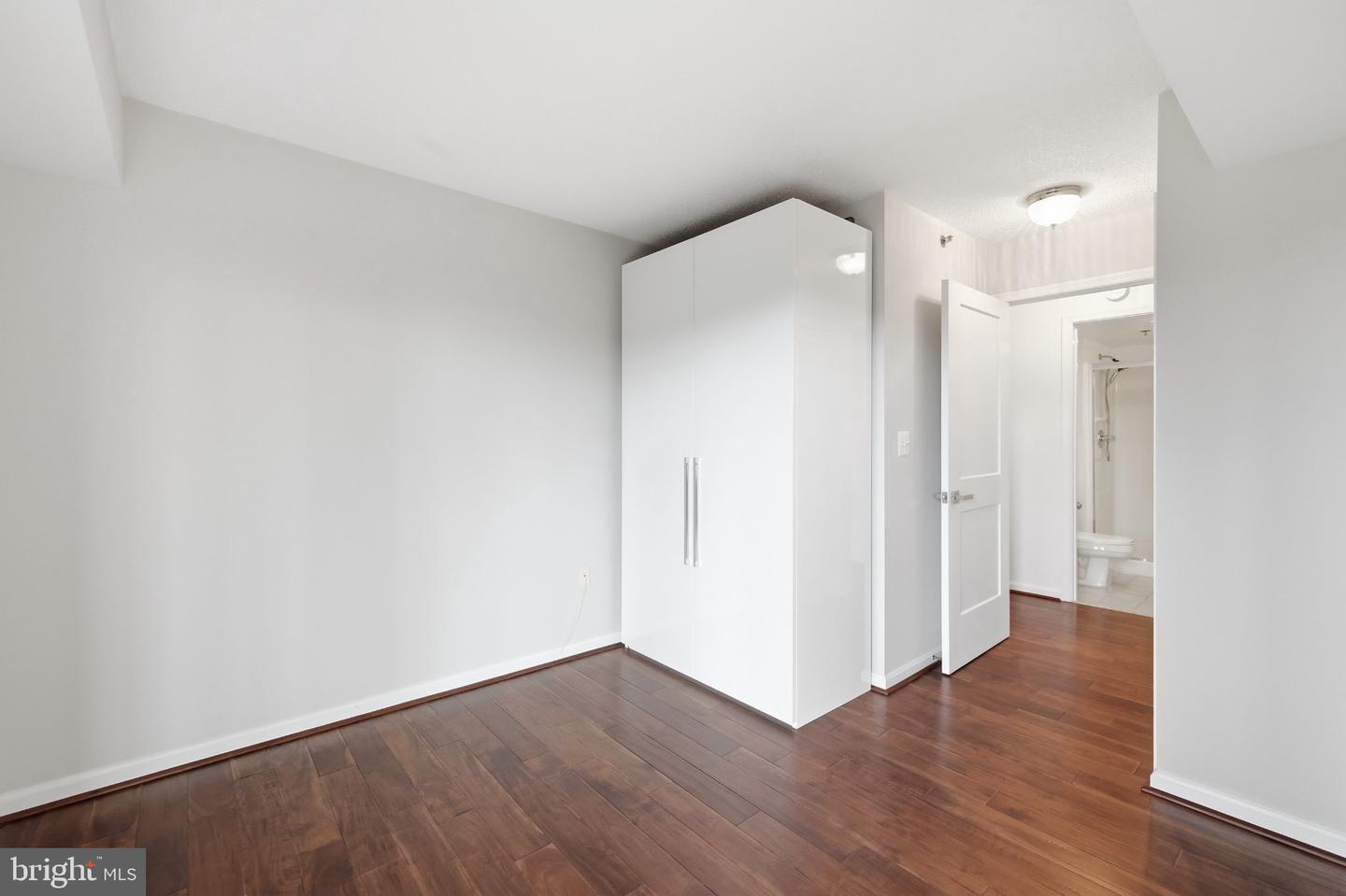 2121 Jamieson Ave #602 Property Photo 39