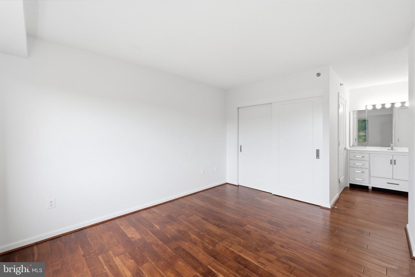 2121 Jamieson Ave #602 Property Photo 46