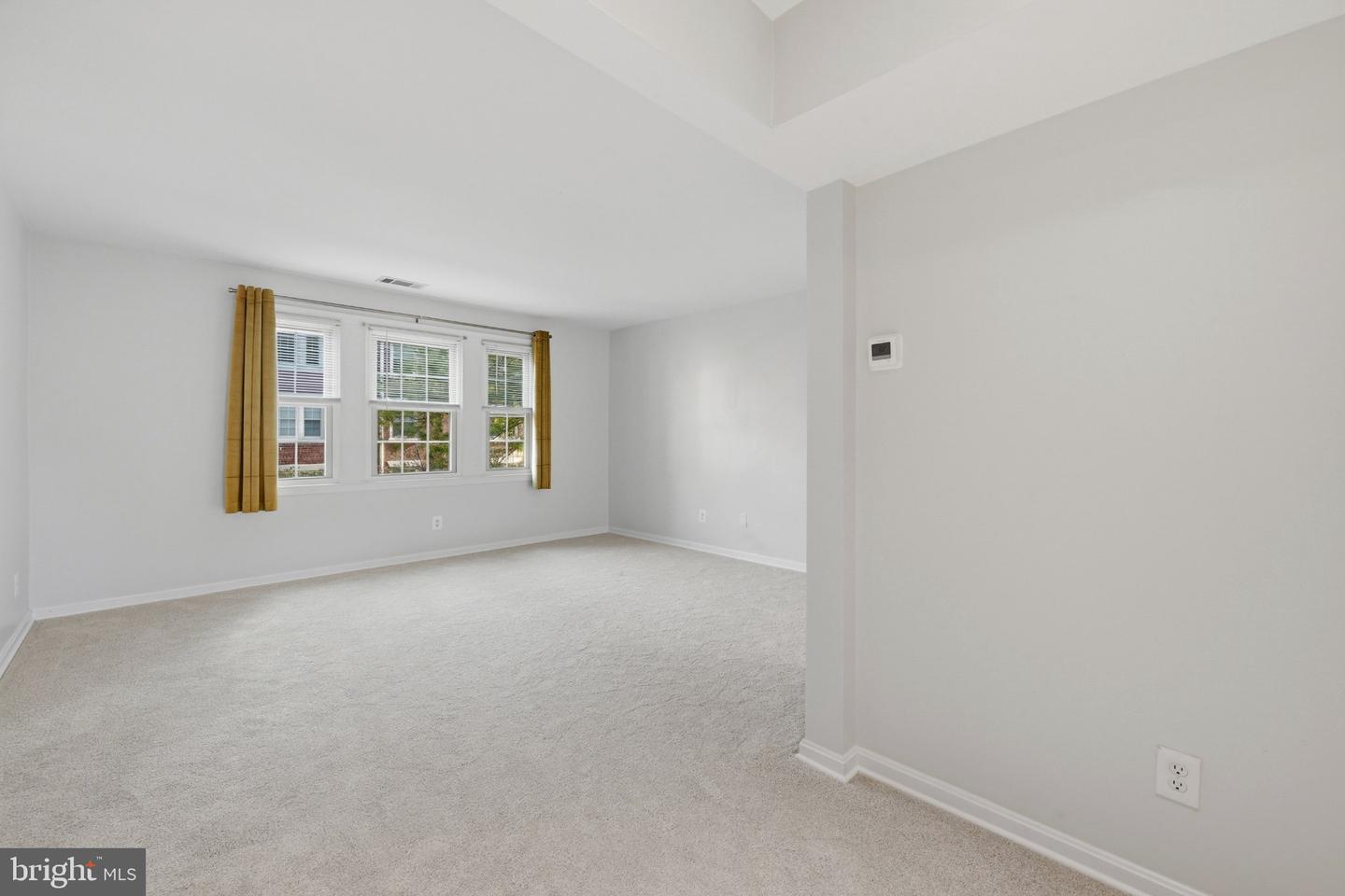 525 Bashford Ln #4 Property Photo 16