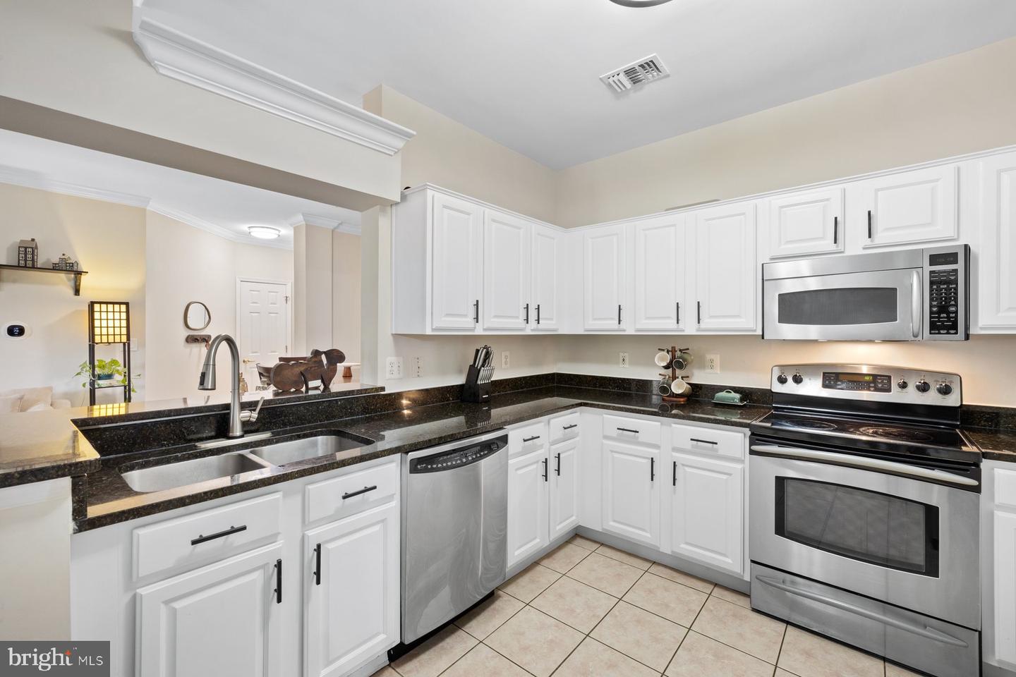 4550 Strutfield Ln #2111 Property Photo 6