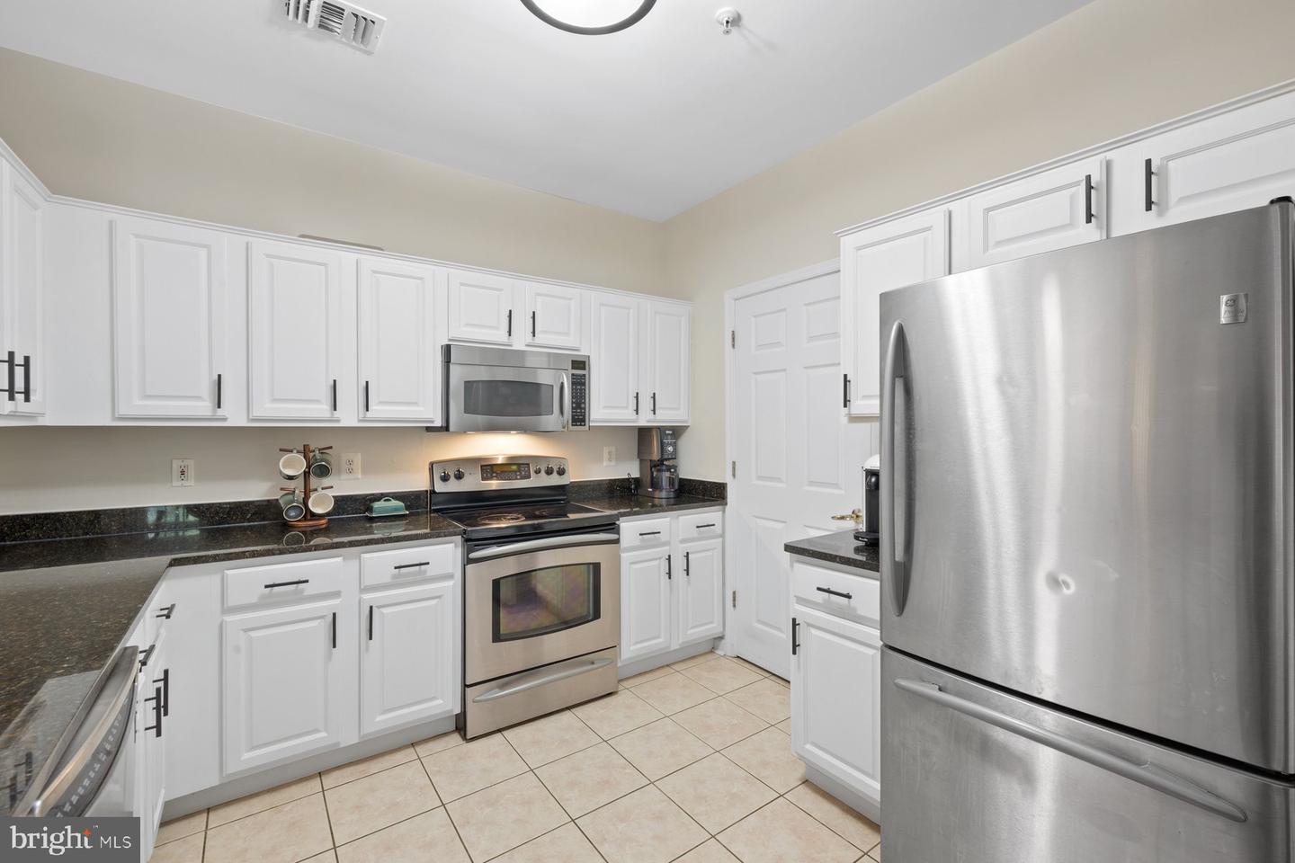 4550 Strutfield Ln #2111 Property Photo 7