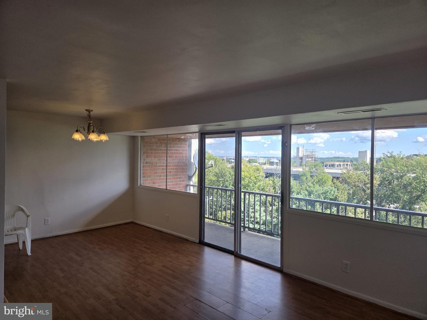 5801 Quantrell Ave #508 Property Photo 8