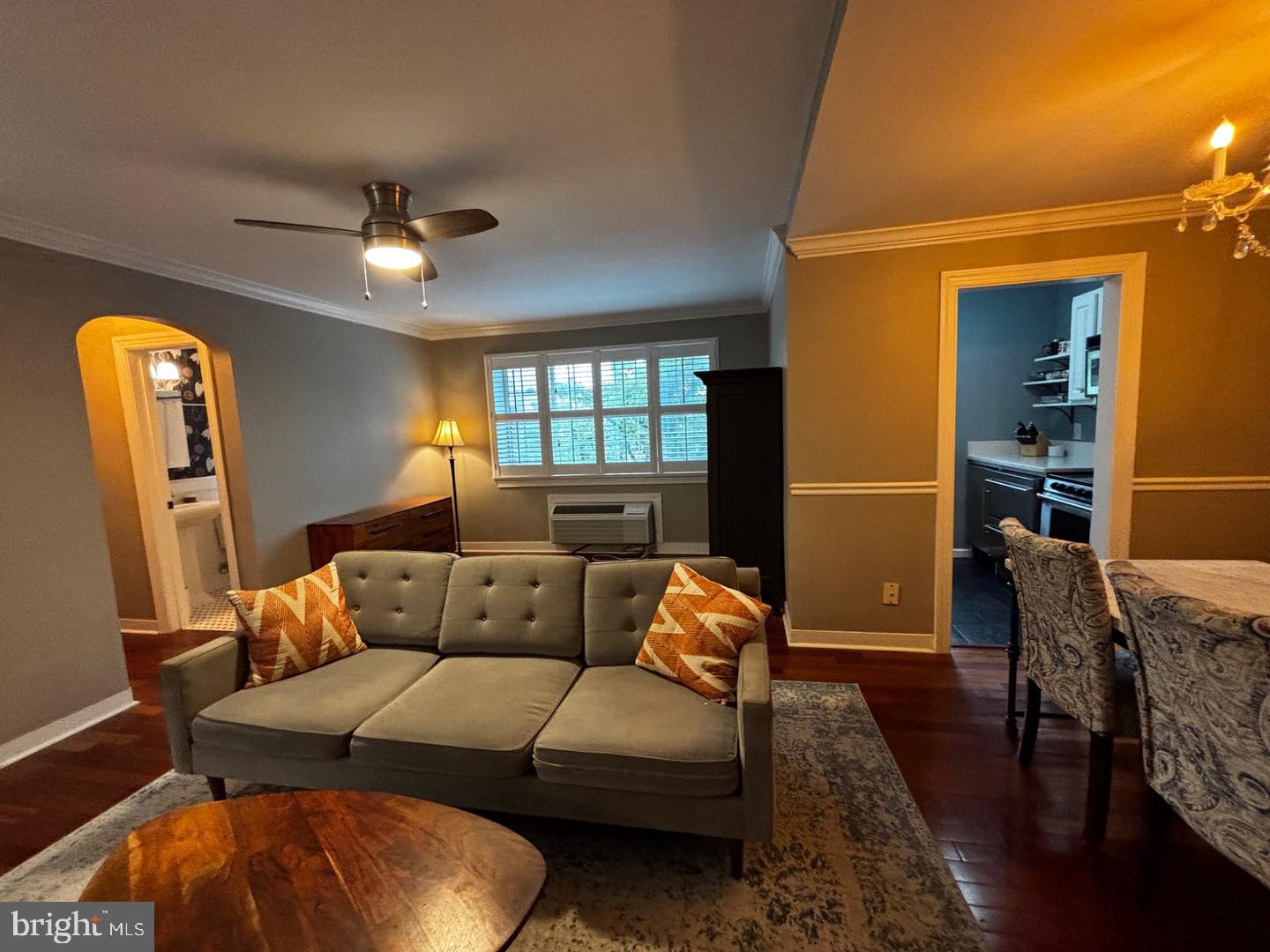 820 S Washington St #226 Property Photo 5