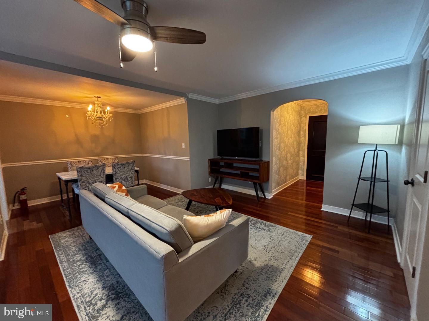 820 S Washington St #226 Property Photo 7