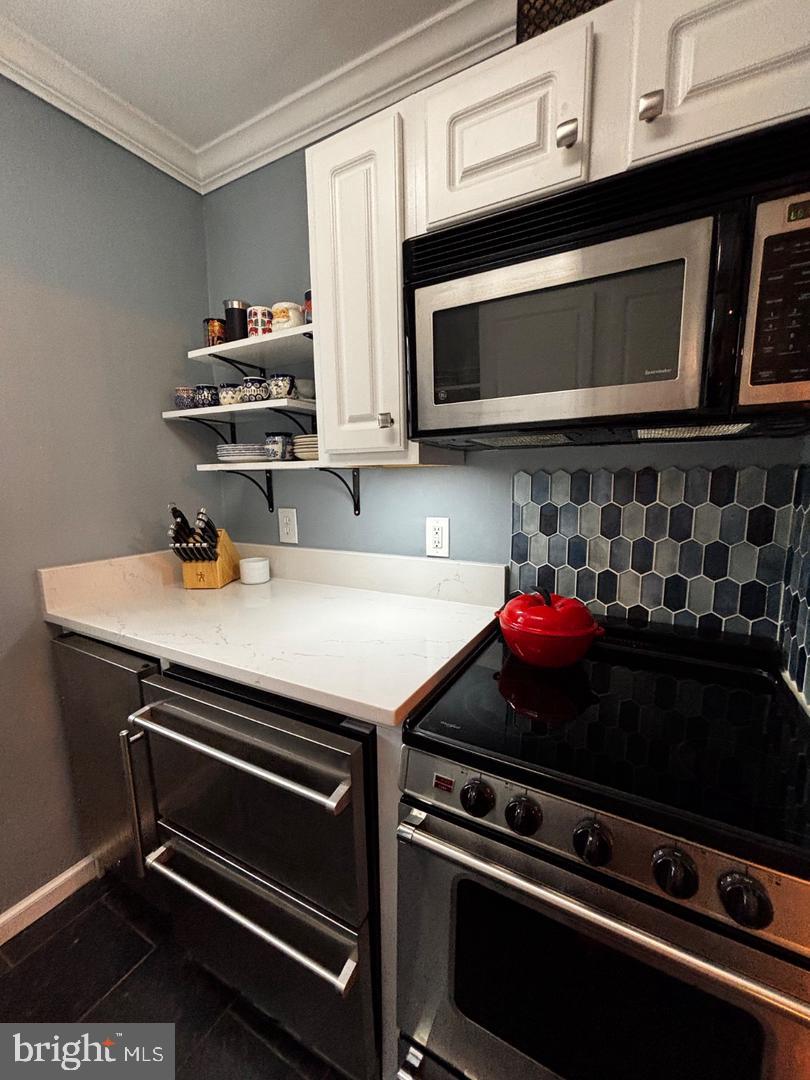 820 S Washington St #226 Property Photo 15