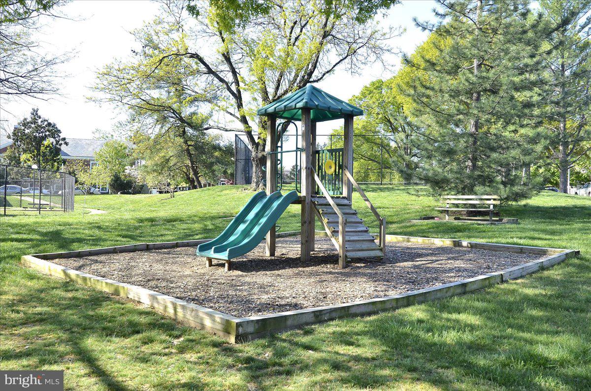 3506 Martha Custis Dr Property Photo 32