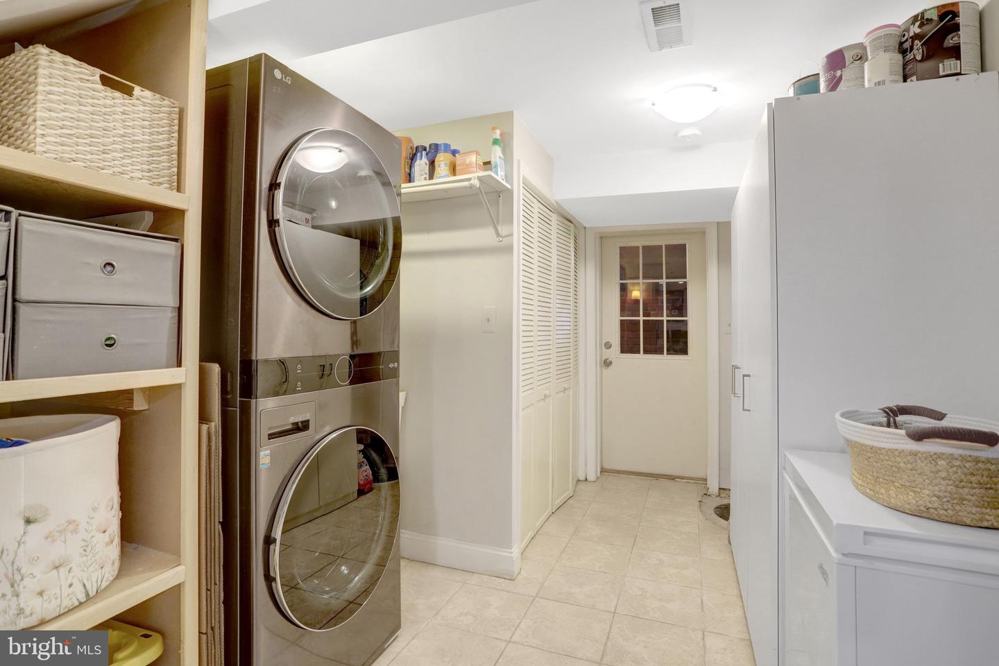 208 E Bellefonte Ave #a Property Photo 30
