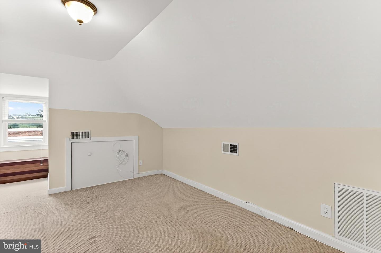 718 S Washington St #304 Property Photo 22