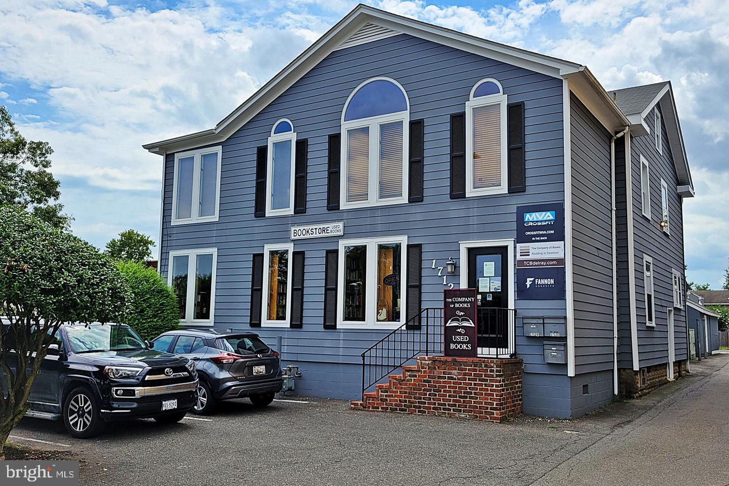 1712 MT VERNON AVE #A Property Photo 1
