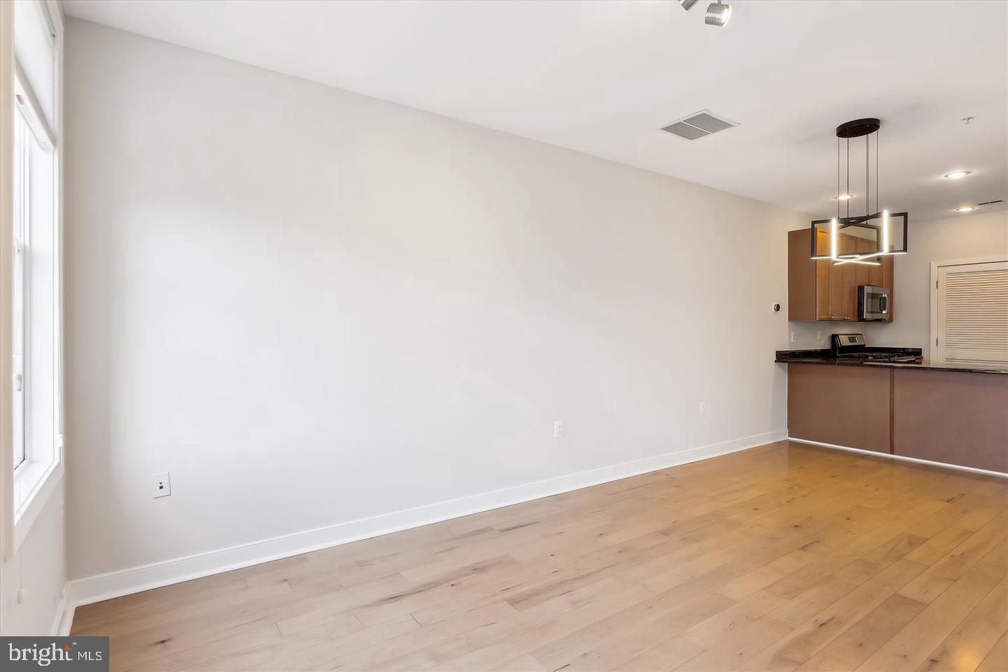 181 E Reed Ave #305 Property Photo 8