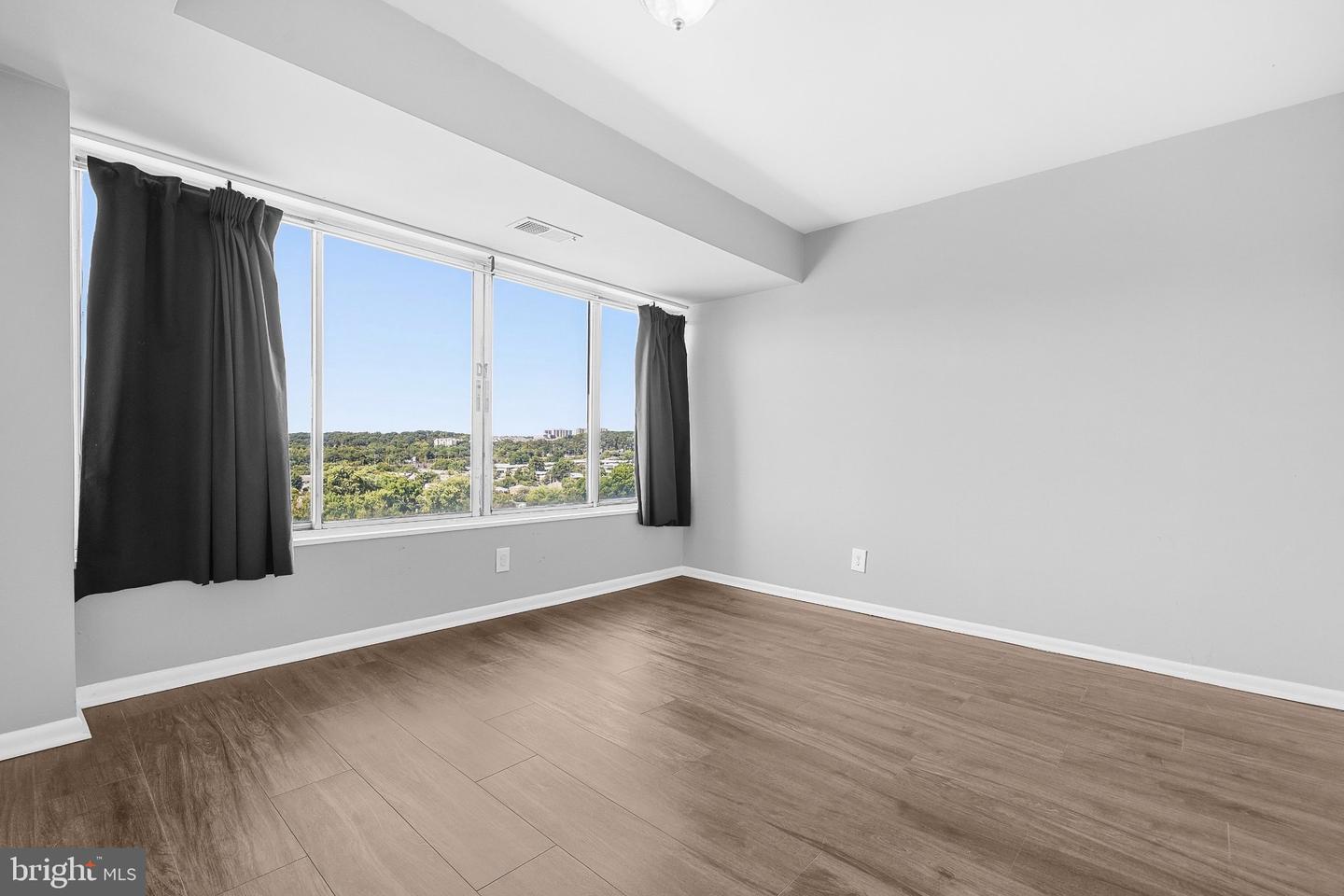 VAAX2066392 Property Photo 22