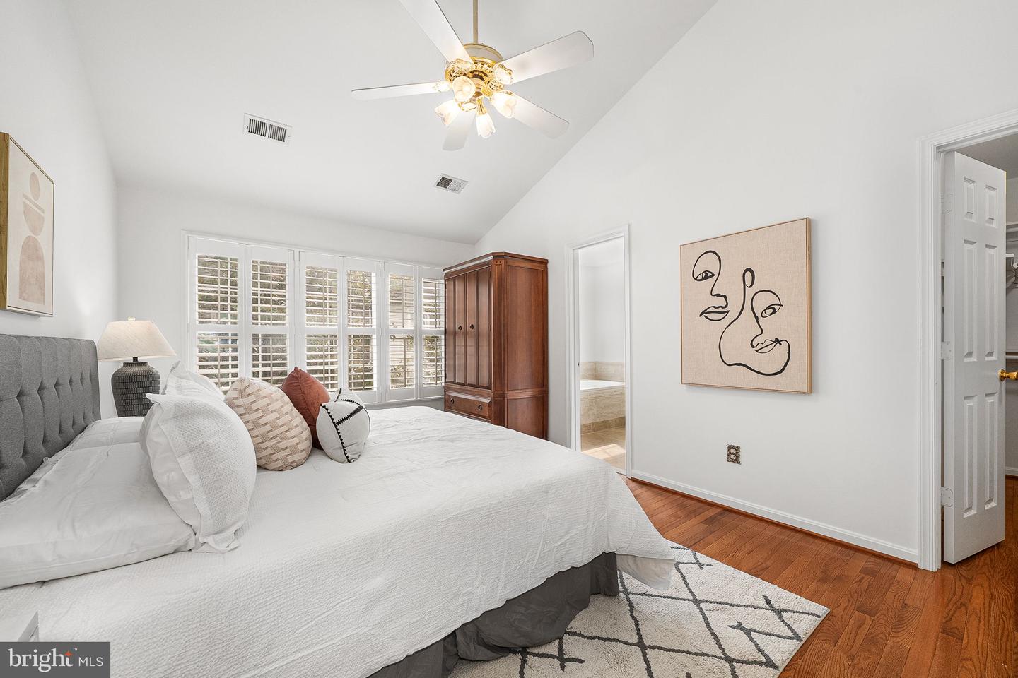 3913 Charles Ave Property Photo 14