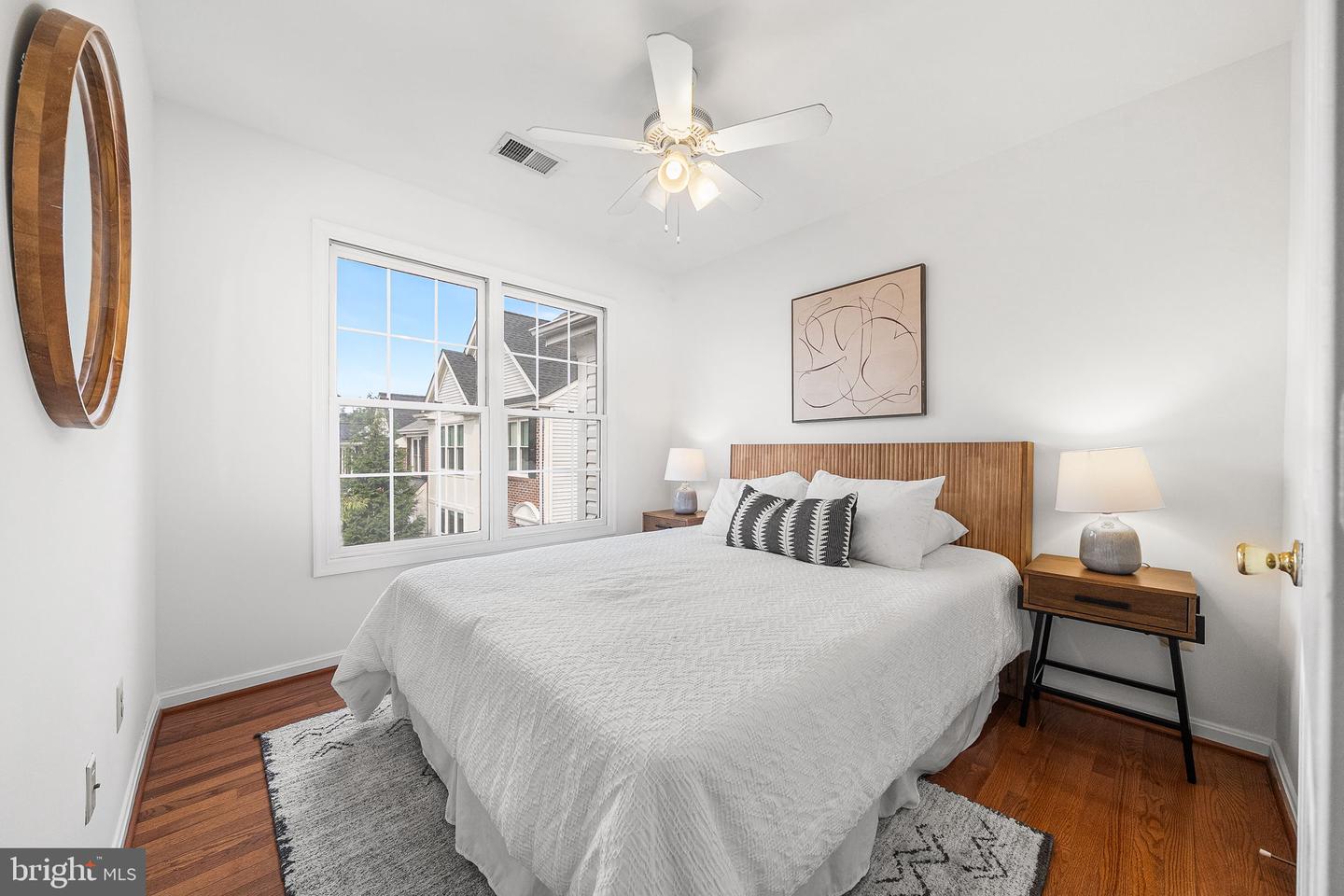 3913 Charles Ave Property Photo 17