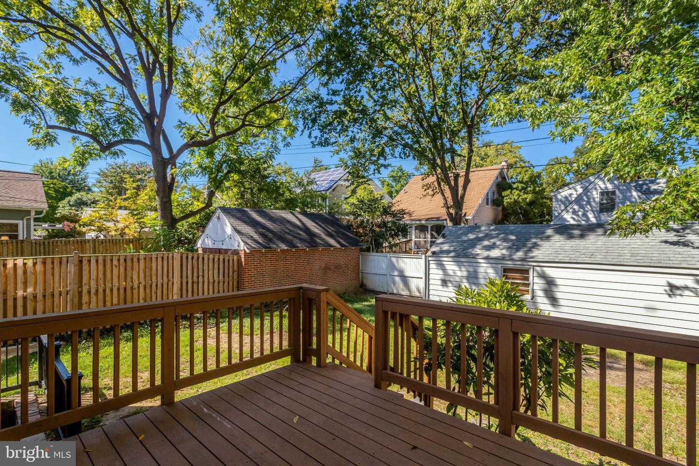 34 E Walnut St Property Photo 20