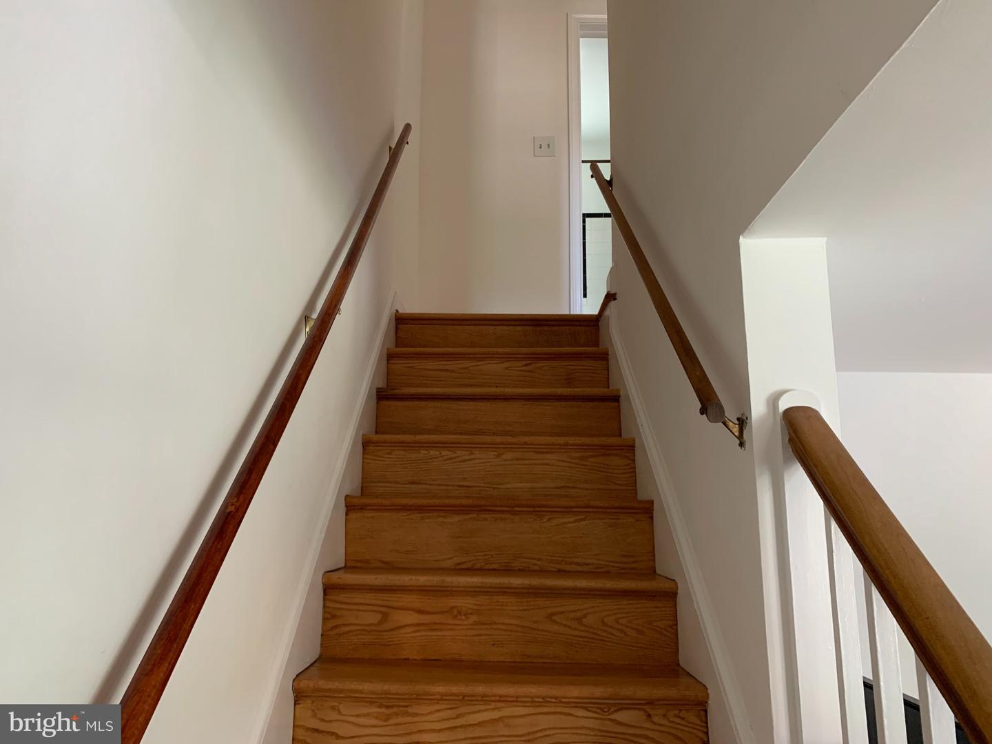 9 E Myrtle St Property Photo 12