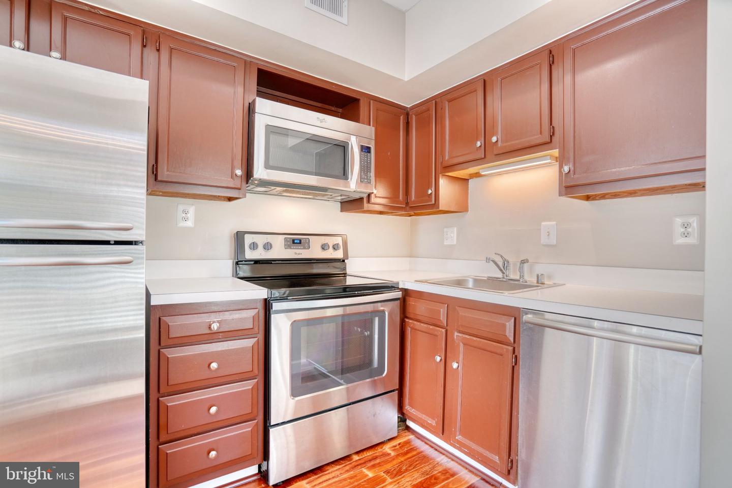 1209 N PITT ST #2A Property Photo 1