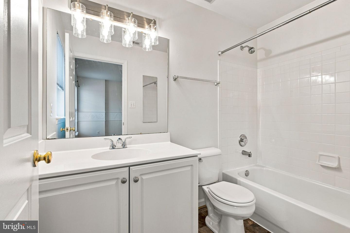 940 Harrison Cir Property Photo 24