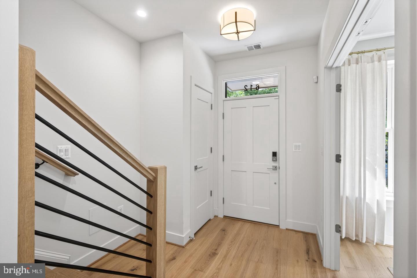 810 Gibbon St Property Photo 3