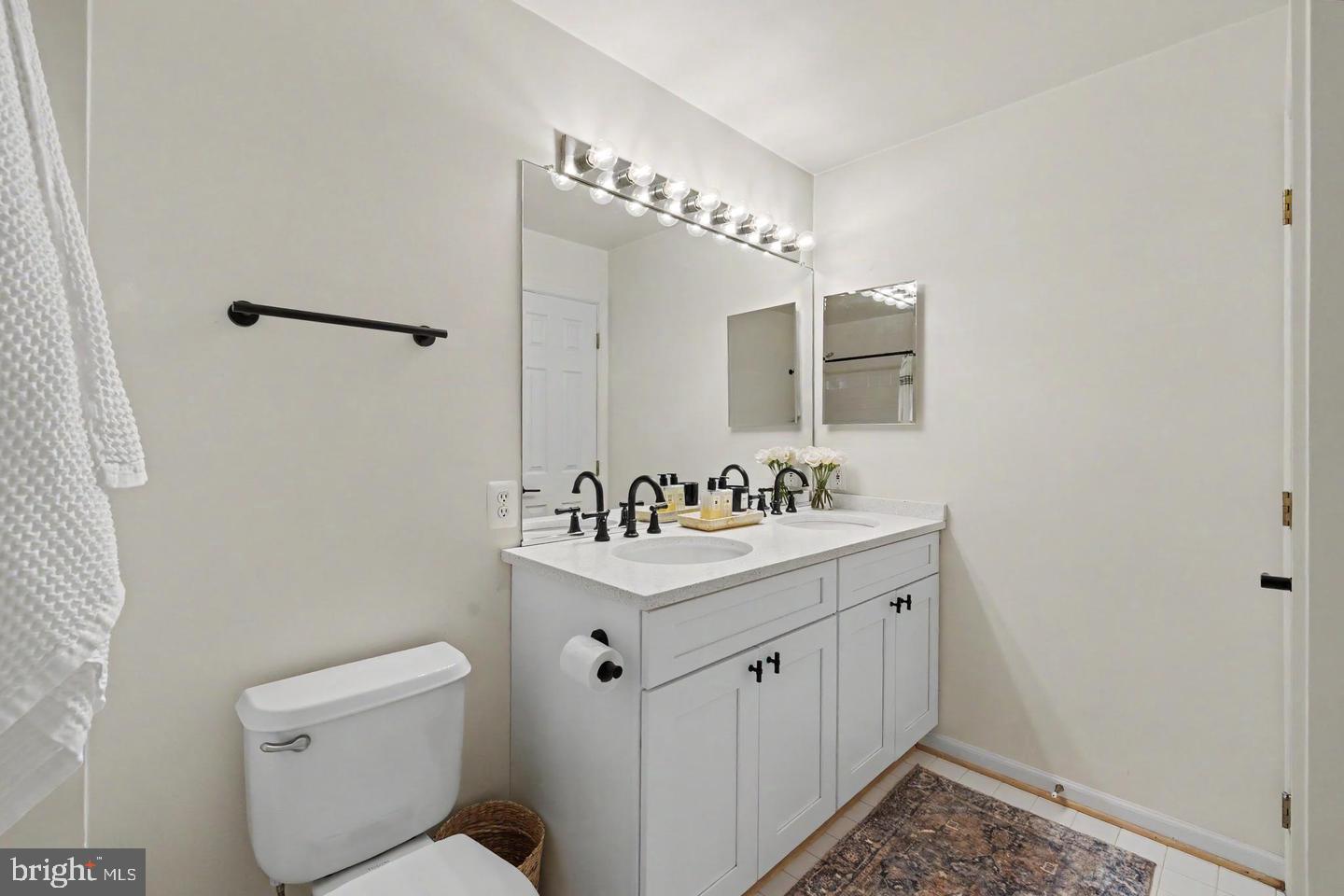 109 Martin Ln Property Photo 34