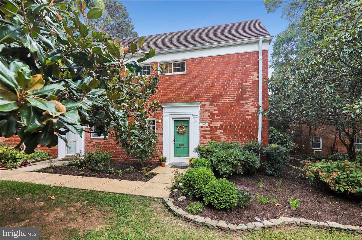 3118 Wellington Rd Property Photo 1