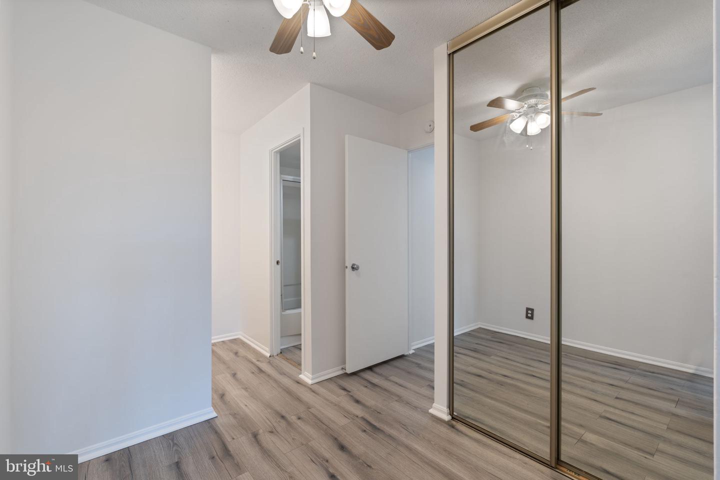 309 Yoakum Pkwy #1705 Property Photo 24
