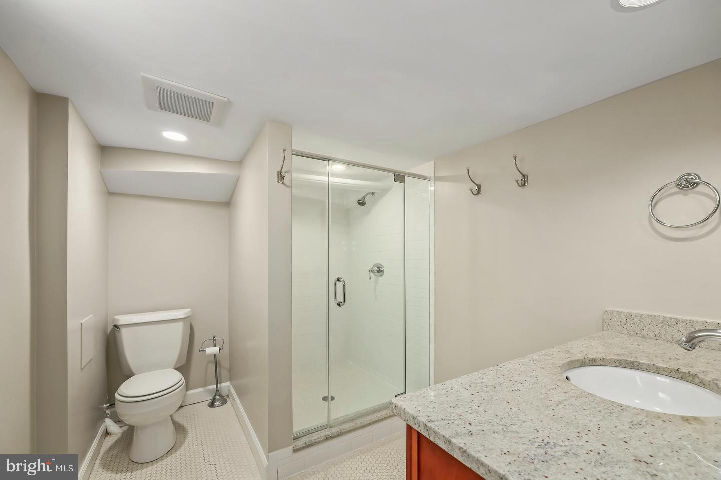 605 Johnston Pl Property Photo 41