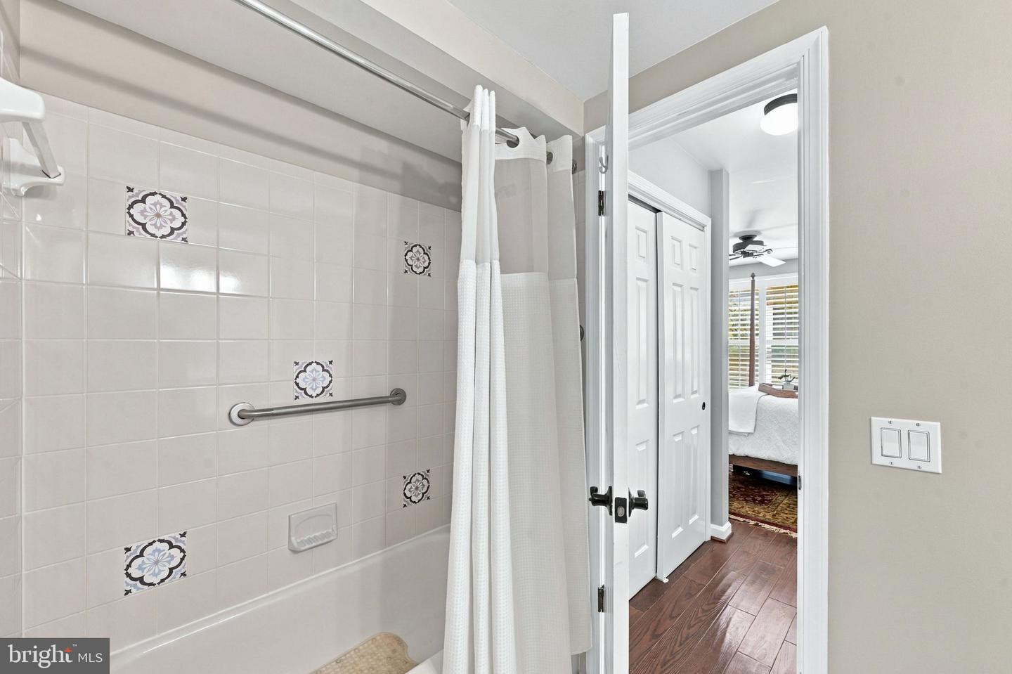126 N Union St Property Photo 32