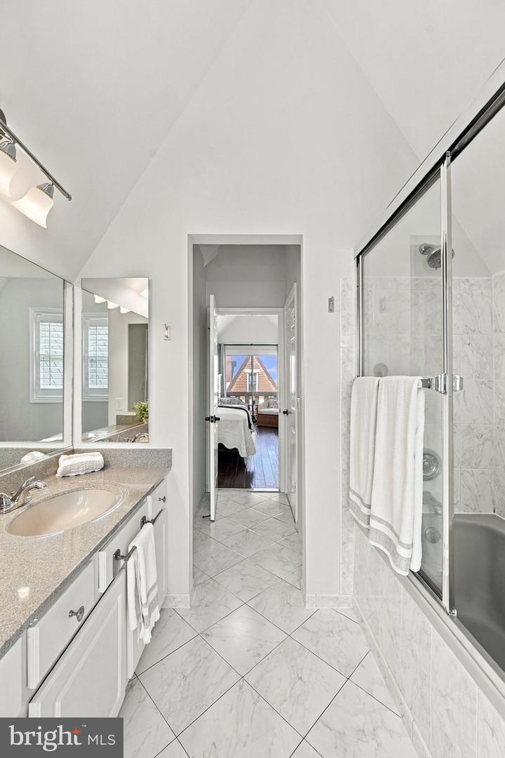126 N Union St Property Photo 40
