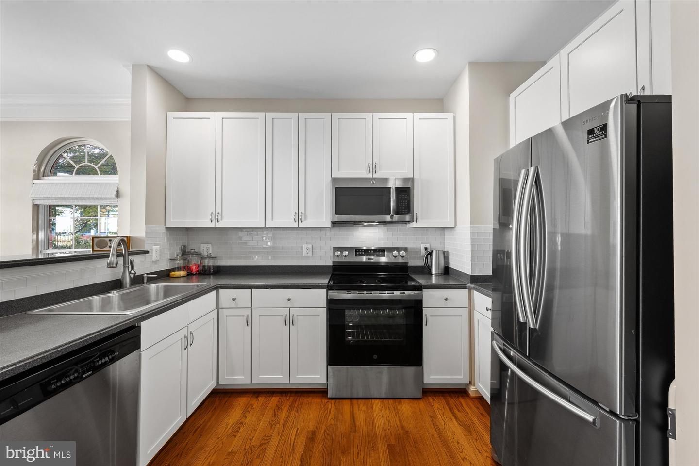 166 Comay Ter Property Photo 4