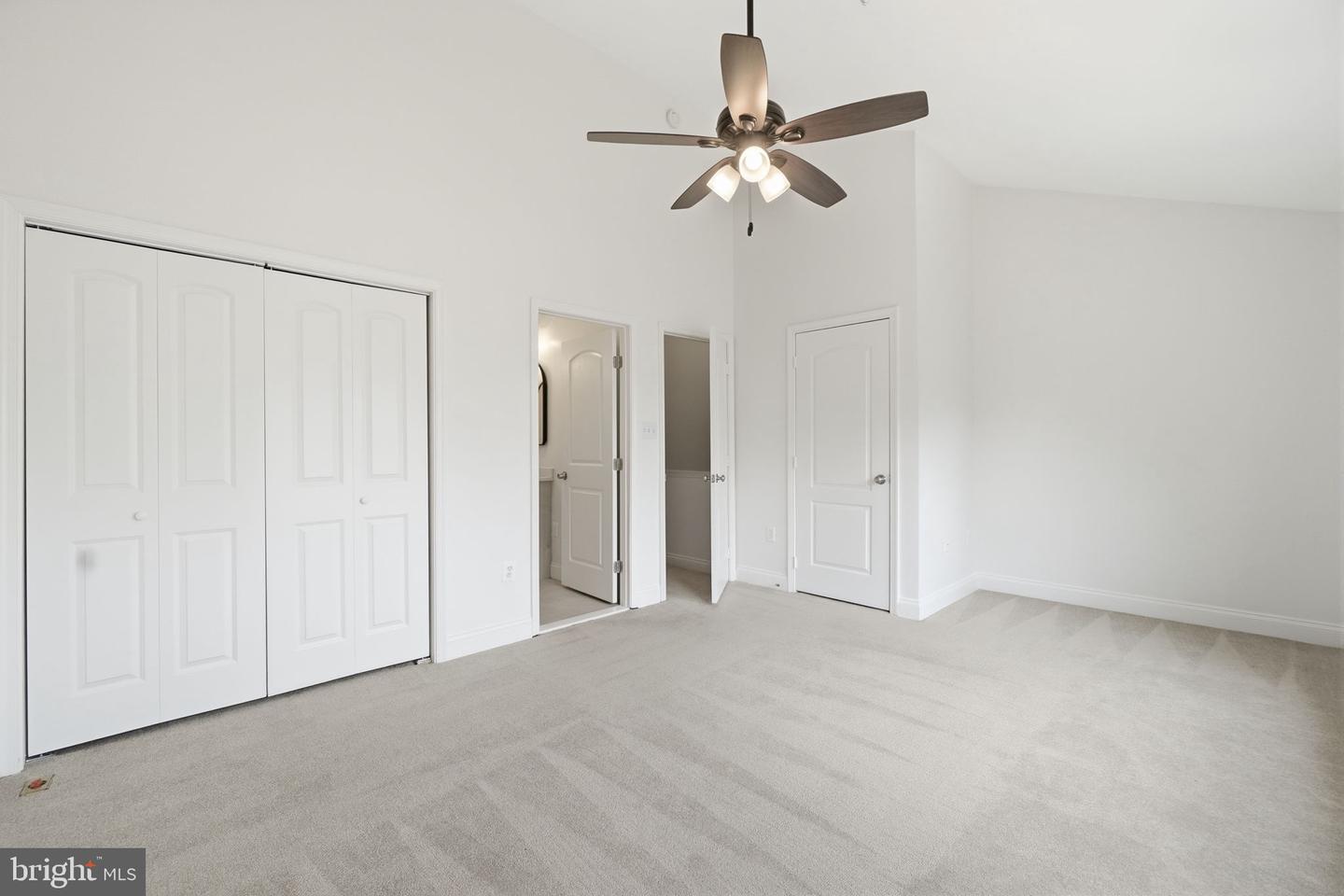 3839 Watkins Mill Dr Property Photo 21