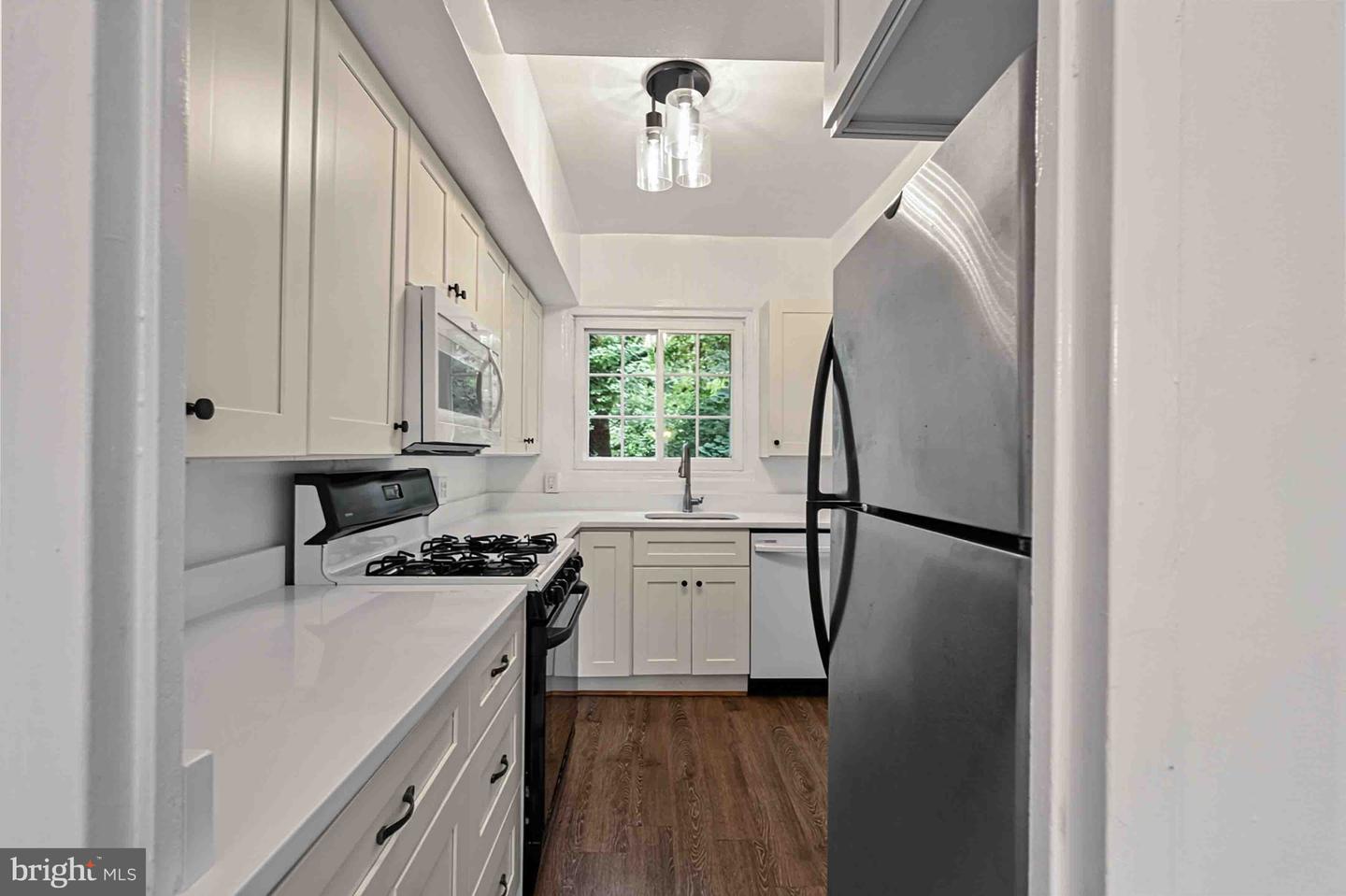 3319 Valley Dr Property Photo 16