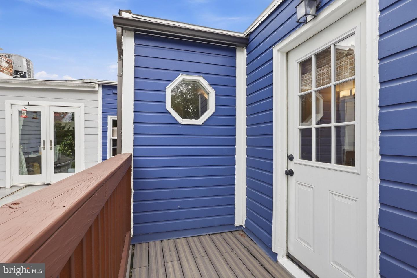 517 N Alfred St Property Photo 45