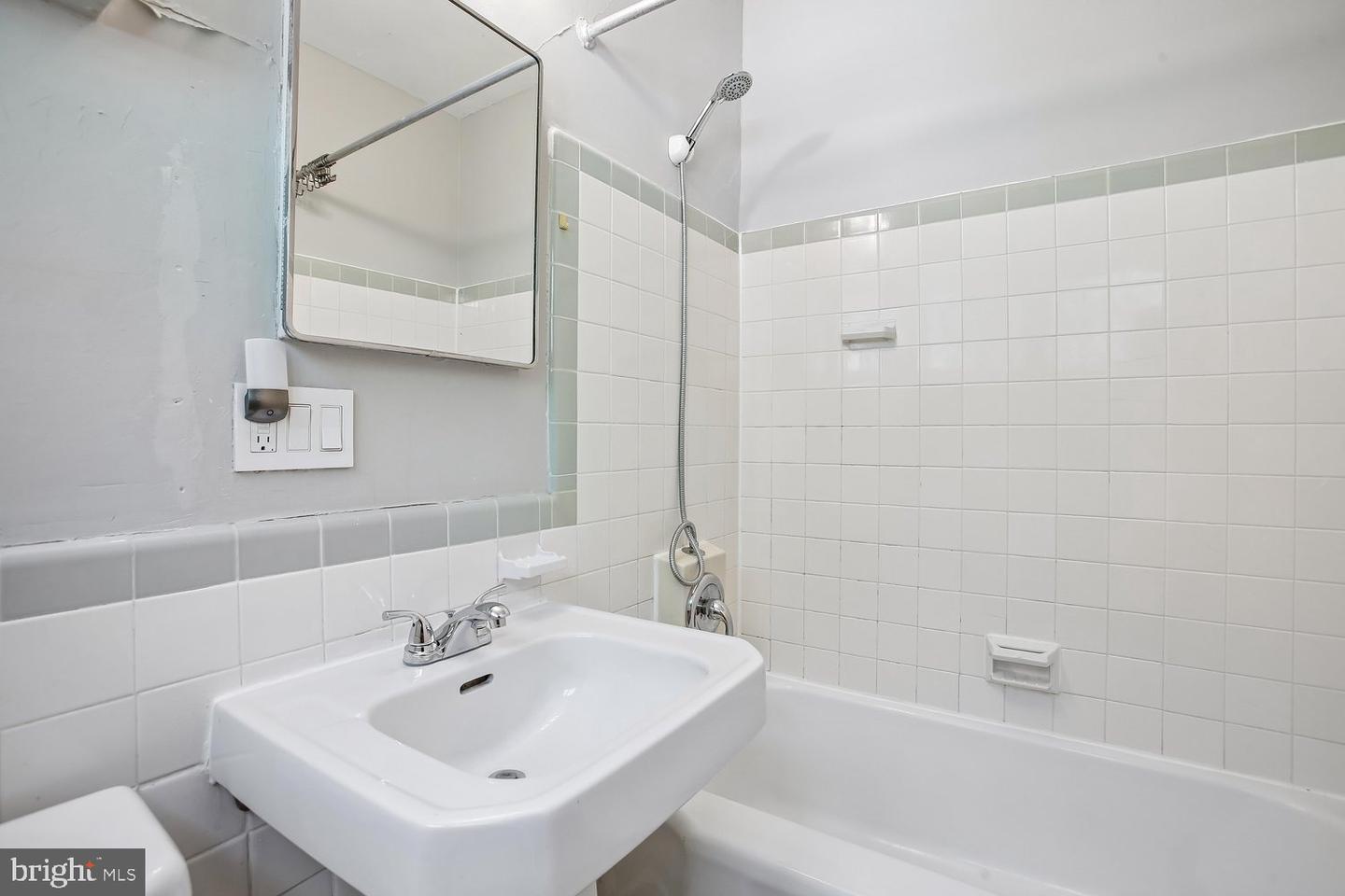 1524 Mount Eagle Pl Property Photo 24