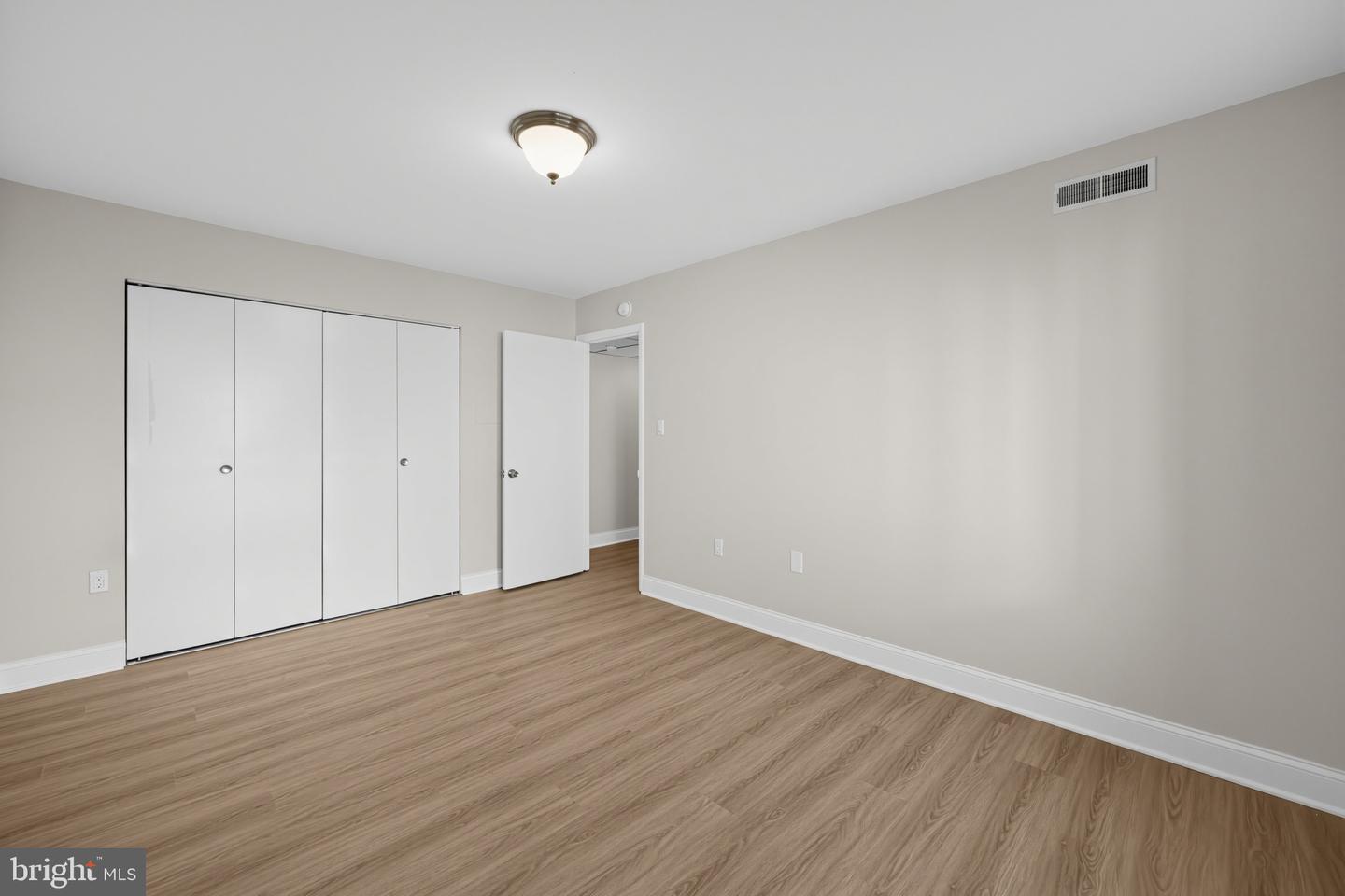 3320 S 28th St #203 Property Photo 14