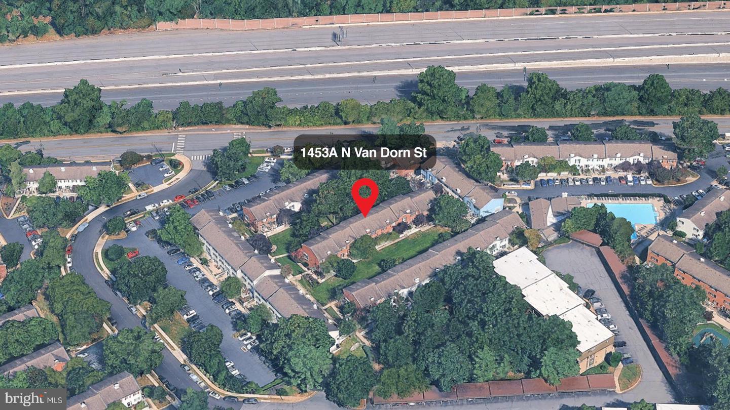 1453-a N Van Dorn St N #a Property Photo 26