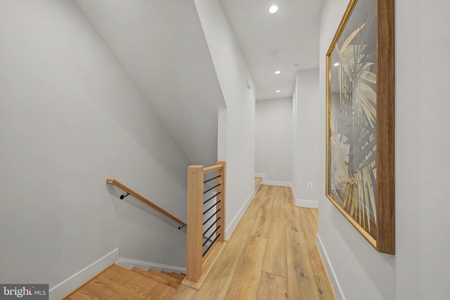 610 S Alfred St Property Photo 25