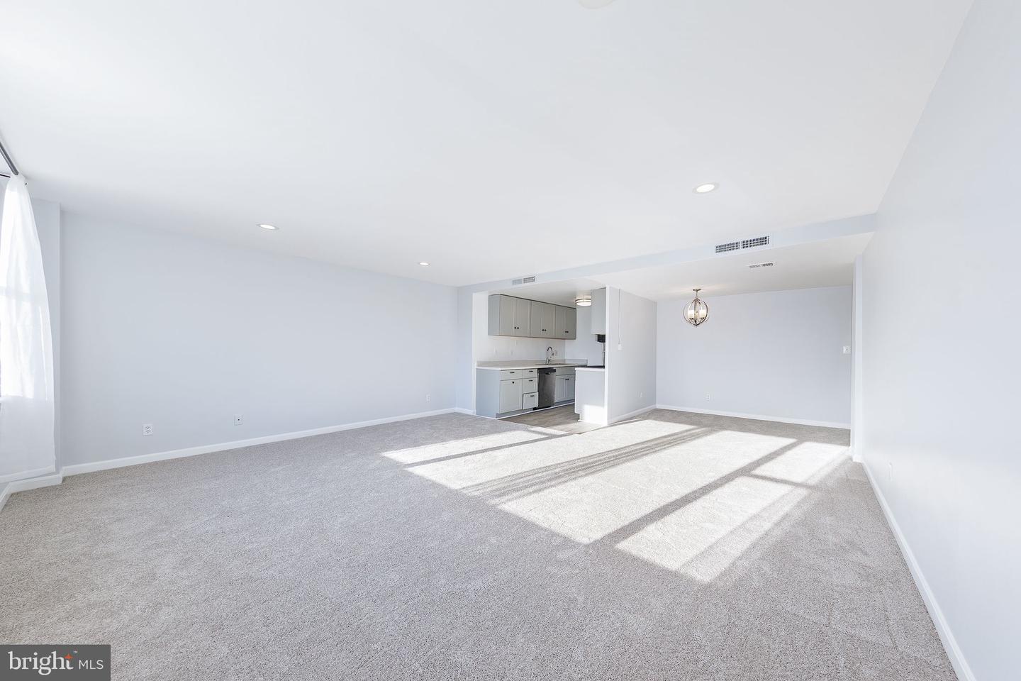 4600 Duke St #413 Property Photo 17