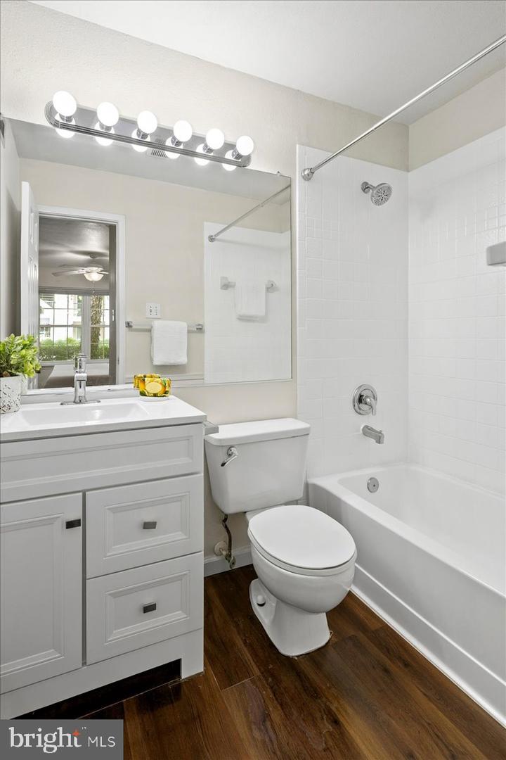 3303 Wyndham Cir #146 Property Photo 36