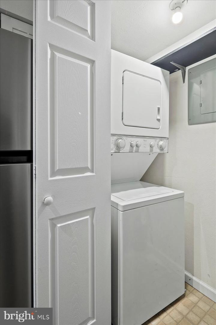 3303 Wyndham Cir #146 Property Photo 38