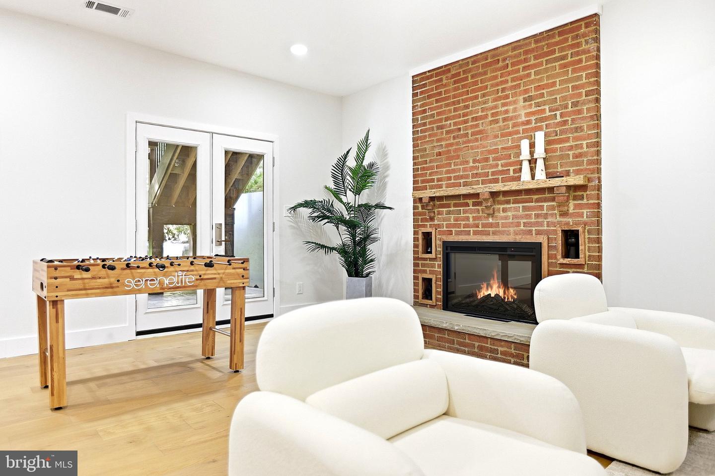1106 N Howard St Property Photo 41