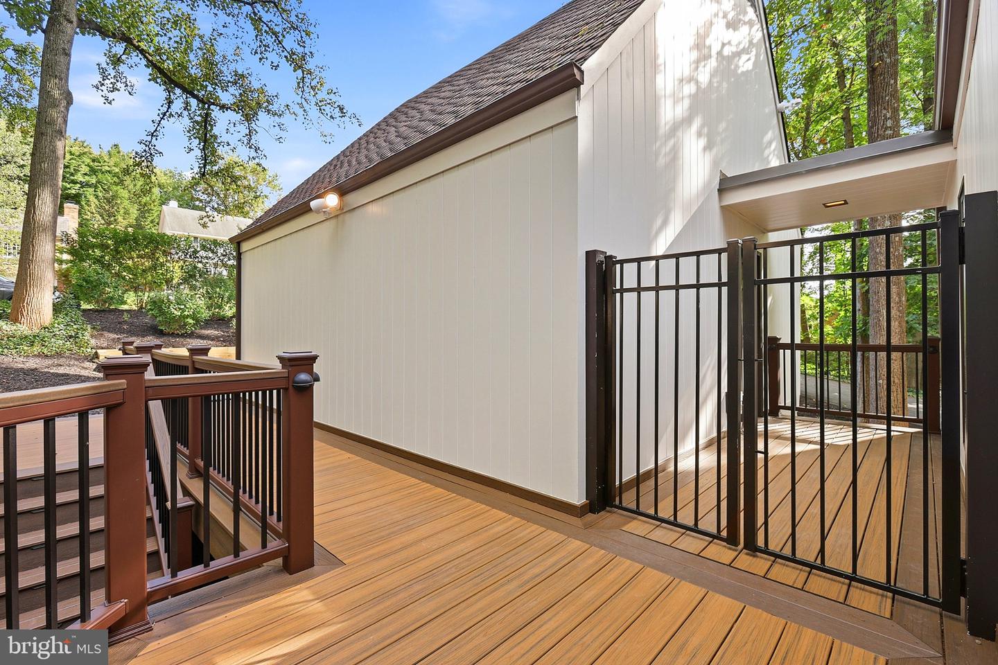 1106 N Howard St Property Photo 51