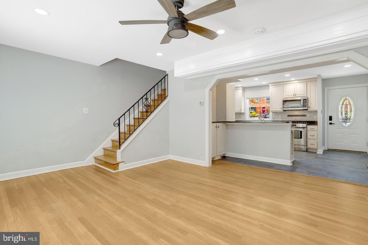 2935 Landover St Property Photo 8