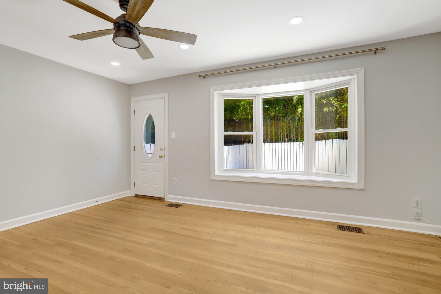 2935 Landover St Property Photo 10