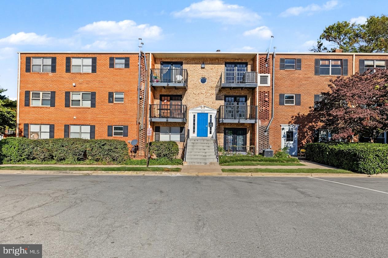 5915 MAYFLOWER CT #204 Property Photo 1